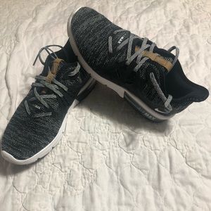 Nike Women’s Air Max